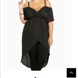 Torrid size 5x hi/lo top bnwt